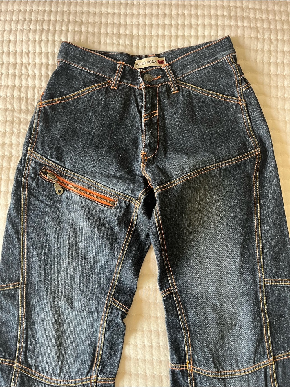 Vintage Women's Y2K Dark Wash High Rise Jeans 25/26